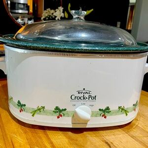 Beautiful vintage Rival slow cooker / crockpot